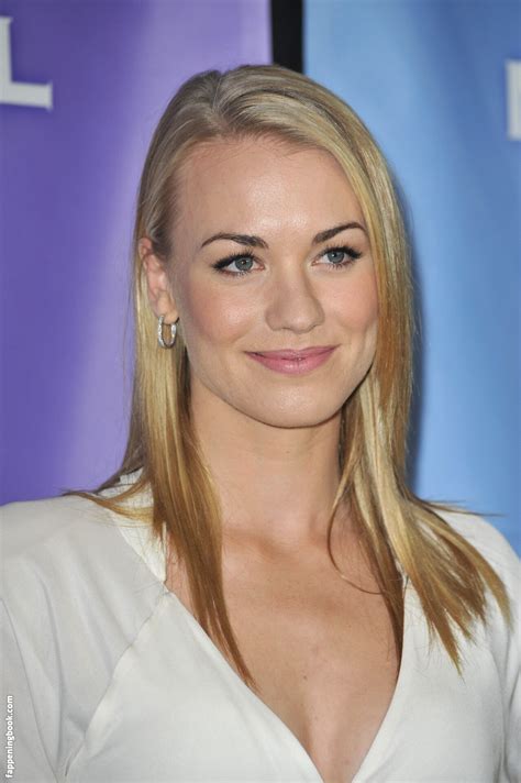 yvonne strahovski nude|YVONNE STRAHOVSKI Nude